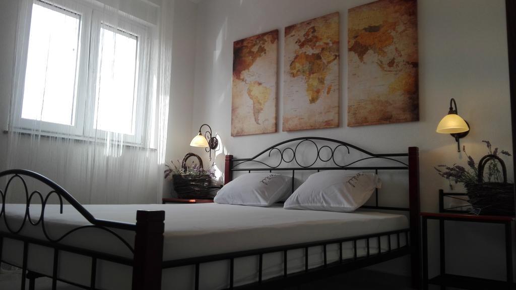Apartament Mary Rose Vodice Zewnętrze zdjęcie